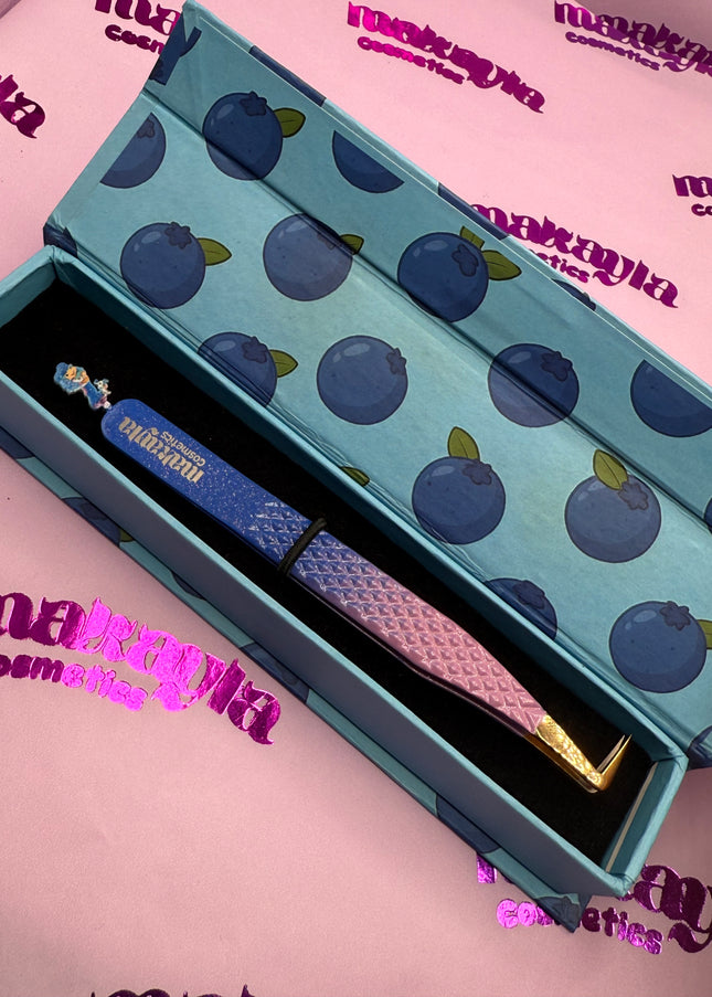 🫐 Blueberry Muffin Duo Tweezers + Luxury Box – Strawberry Shortcake Collection